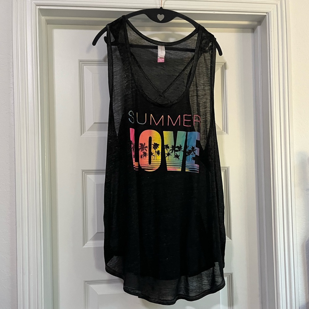 No Boundaries soft black tank with pastel rainbow design. XXXL (21)